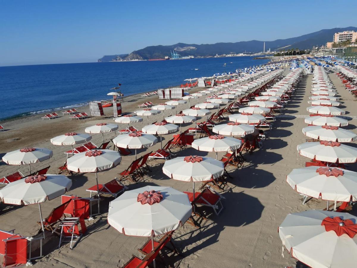 Ferienwohnung La Casa Del Mare Savona Exterior foto